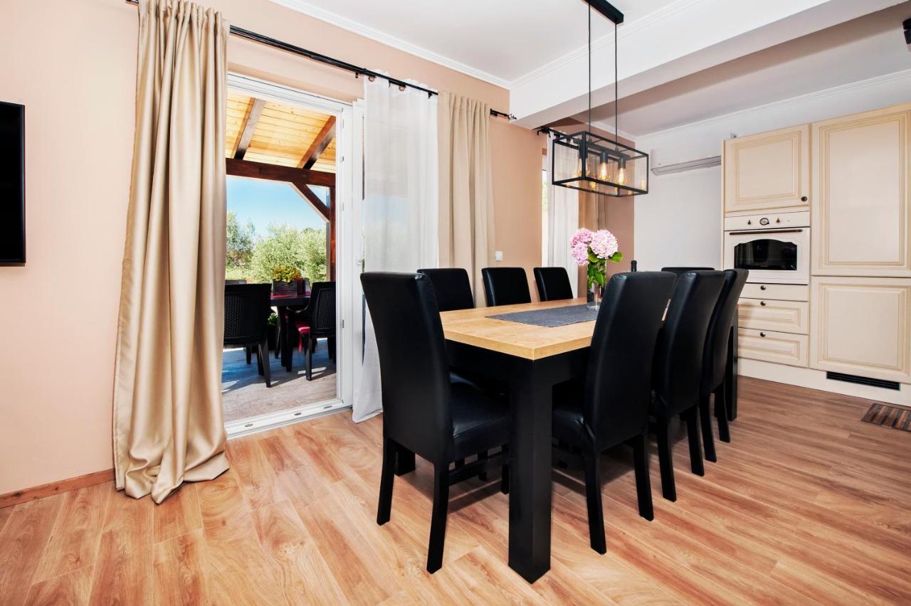 Apartment Miral Ровинско село Екстериор снимка